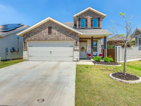 617 Presidio Street, Aubrey, TX 76227