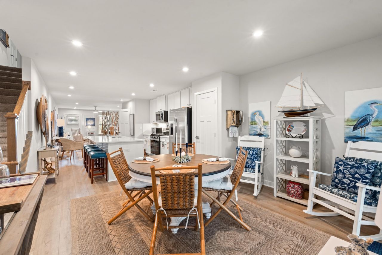 2343 Elowen Ln. Photo 11