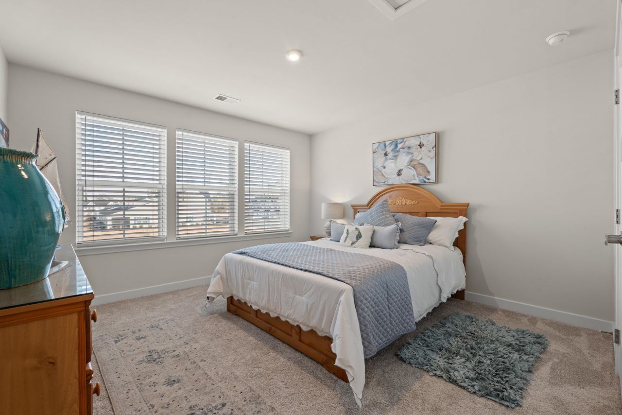 2343 Elowen Ln. Photo 18