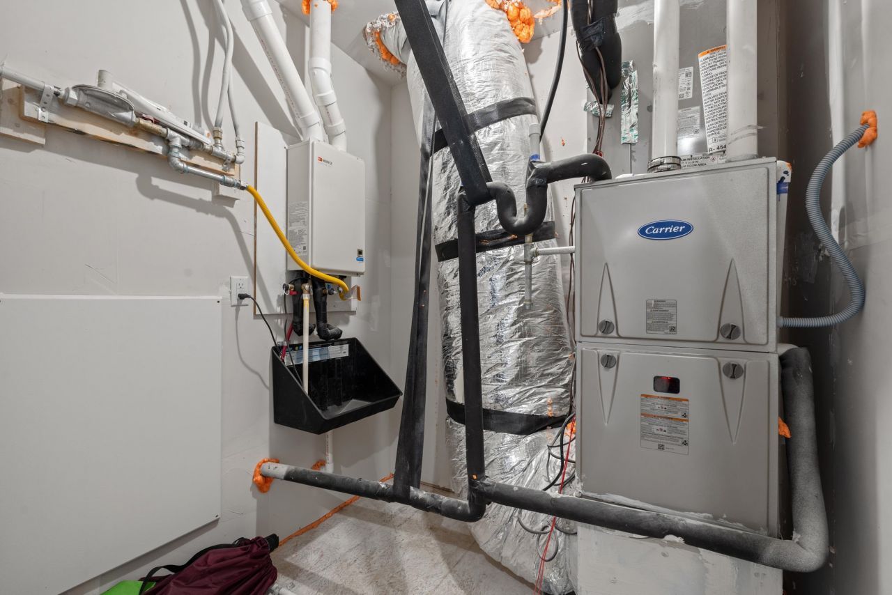 2343 Elowen Ln. Photo 21