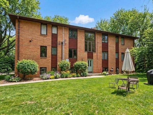 2307 Unity Avenue N, Golden Valley, MN 55422