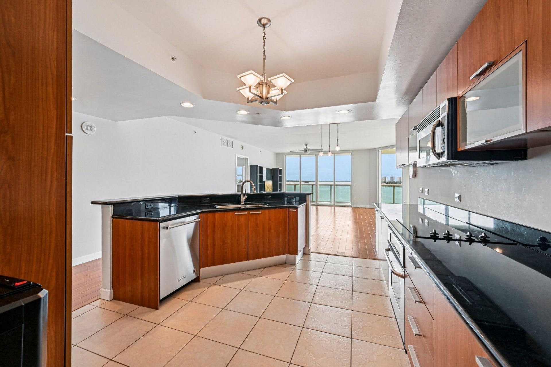 2650 Lake Shore Drive, Unit 1006, Riviera Beach, FL 33404 Photo