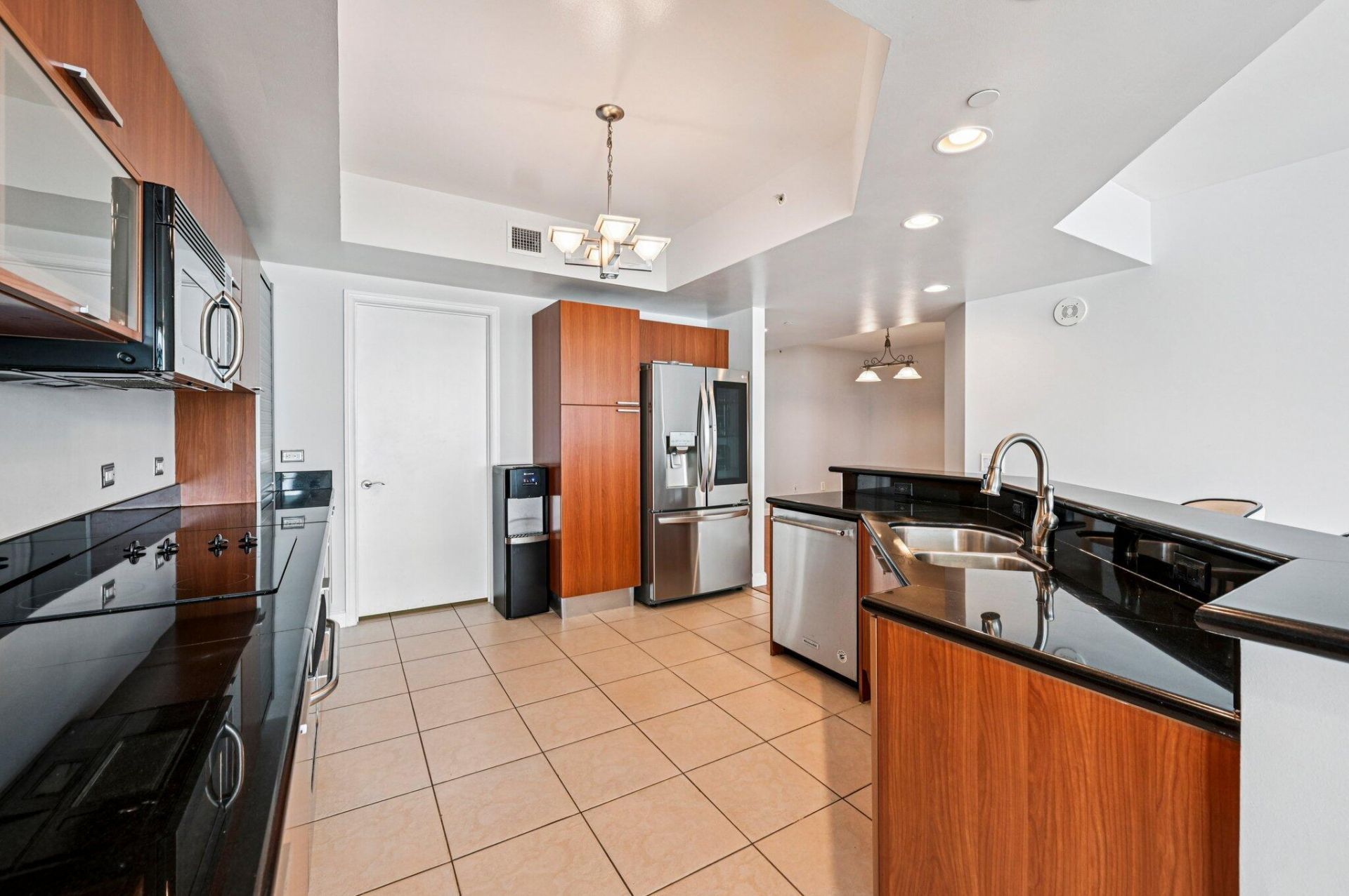 2650 Lake Shore Drive, Unit 1006, Riviera Beach, FL 33404 Photo