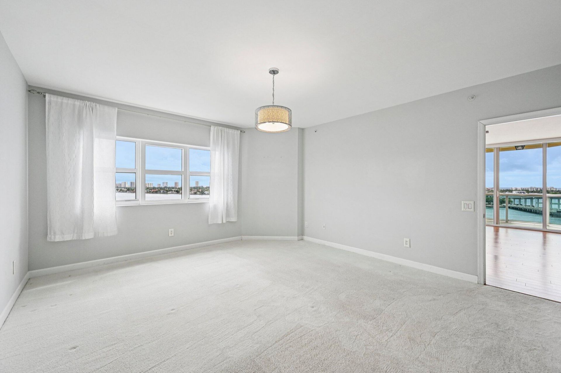 2650 Lake Shore Drive, Unit 1006, Riviera Beach, FL 33404 Photo