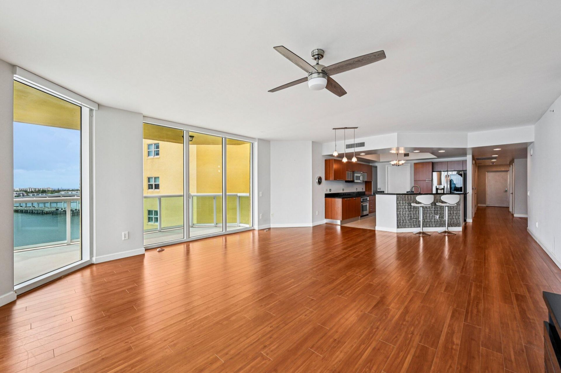 2650 Lake Shore Drive, Unit 1006, Riviera Beach, FL 33404 Photo