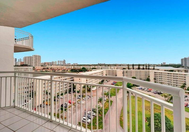 18031 Biscayne Bl, Unit 1004-3, Aventura, FL 33160 Photo