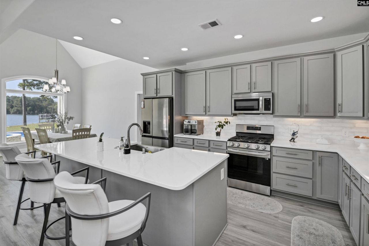 1645 Hutto Island Drive  Photo 5