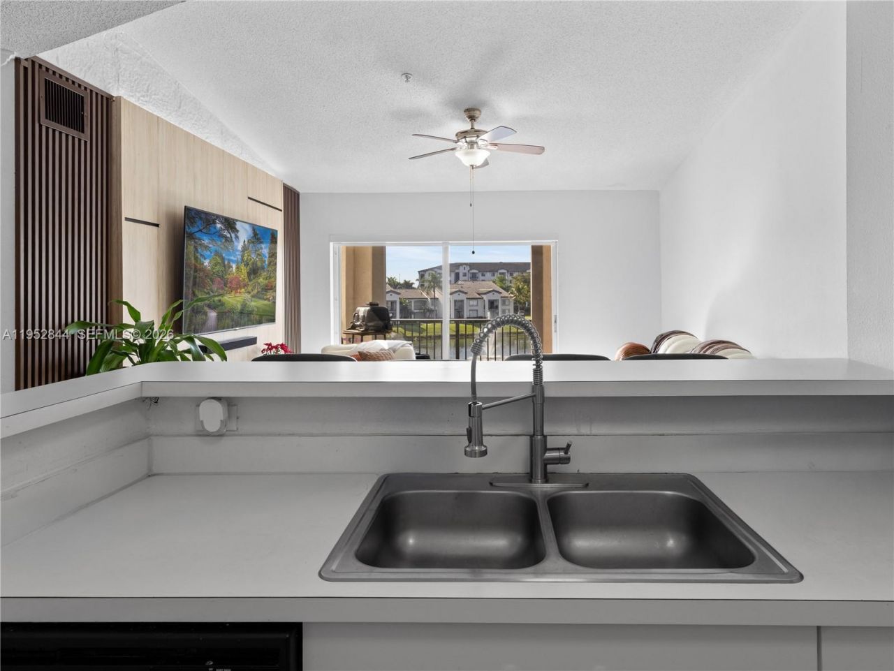 4460 NW 107th Ave, Unit 304-8, Doral, FL 33178 Photo