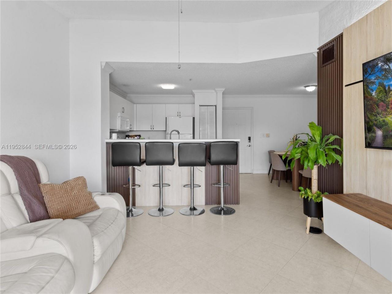 4460 NW 107th Ave, Unit 304-8, Doral, FL 33178 Photo