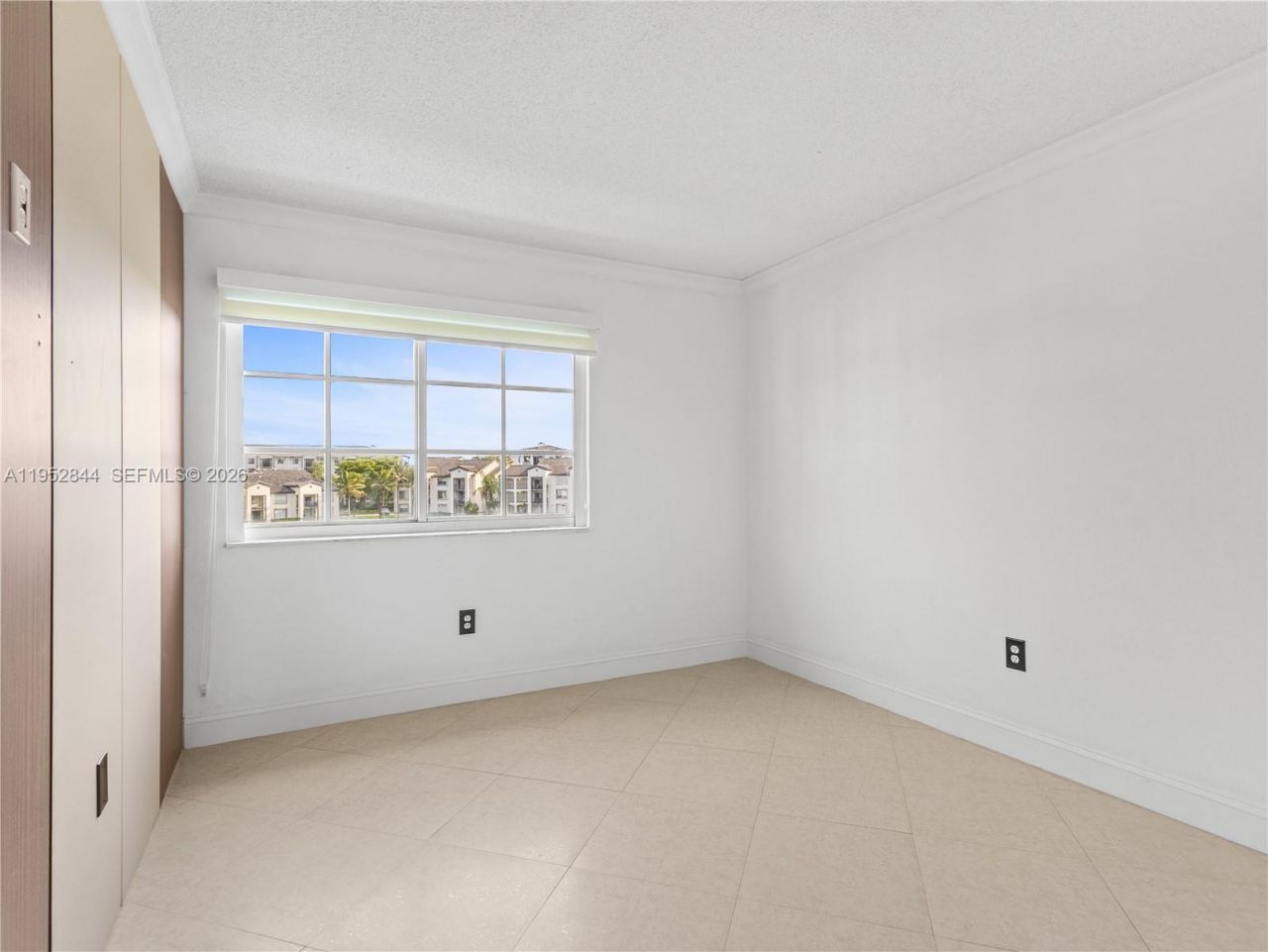 4460 NW 107th Ave, Unit 304-8, Doral, FL 33178 Photo