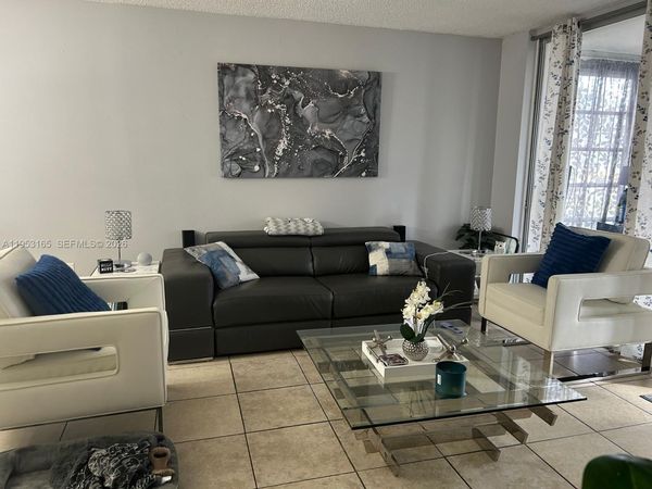 8350 Sands Point Blvd, Unit E101, Tamarac, FL 33321