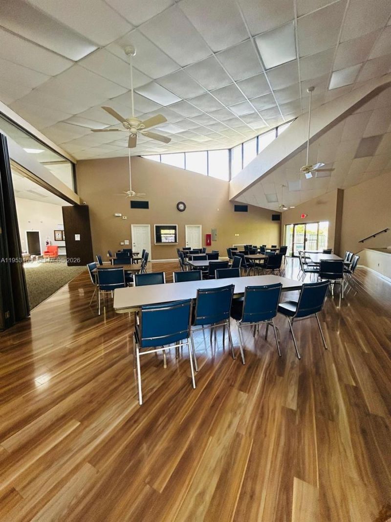 8350 Sands Point Blvd, Unit E101, Tamarac, FL 33321 Photo