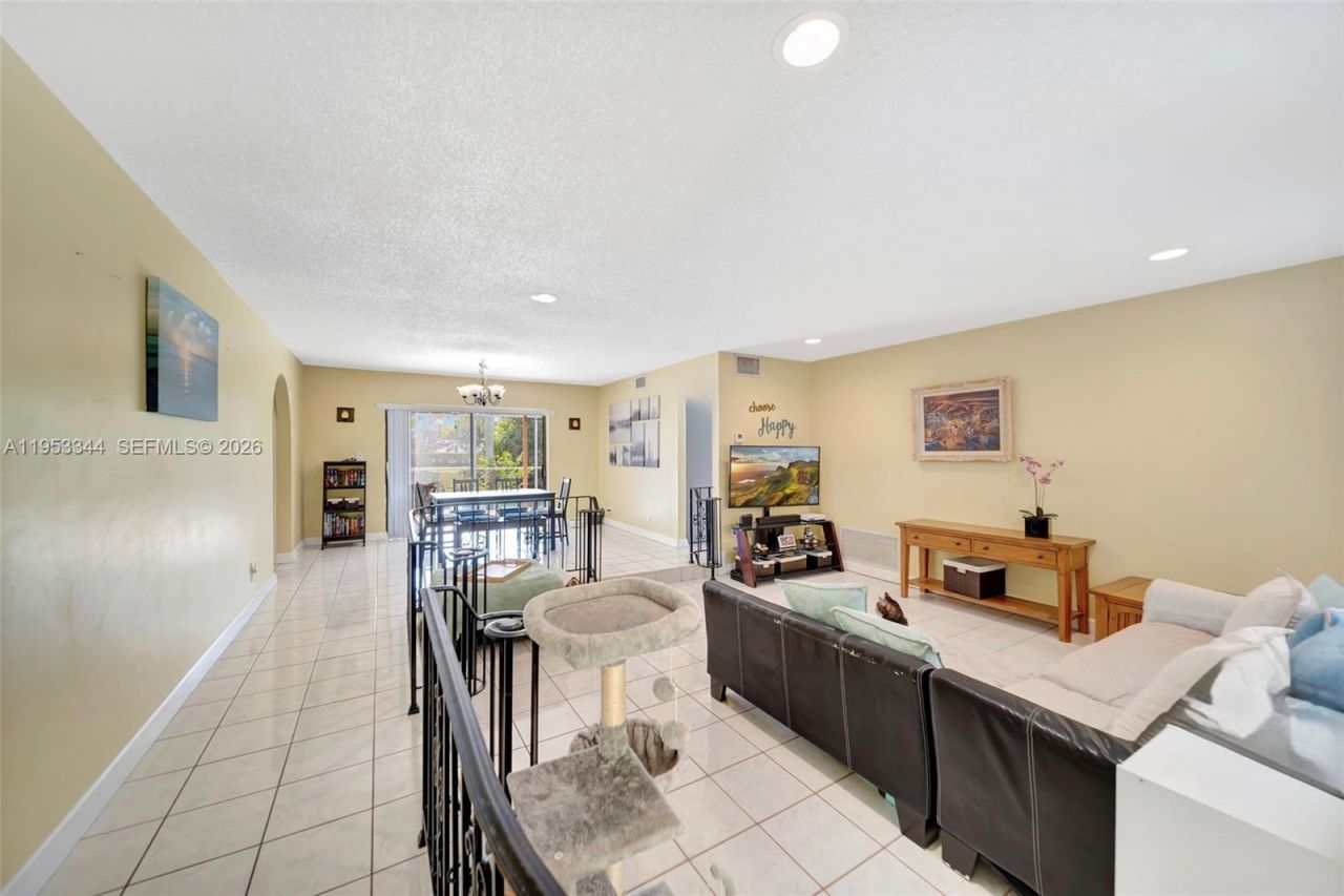 9220 SW 56th St, Cooper City, FL 33328 Photo