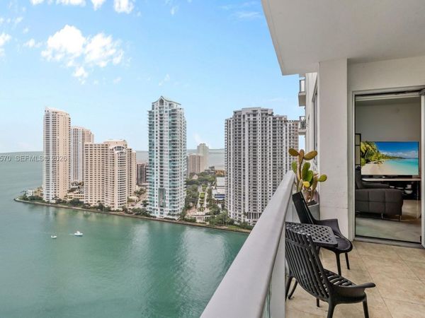 300 S Biscayne Blvd, Unit T-2514, Miami, FL 33131