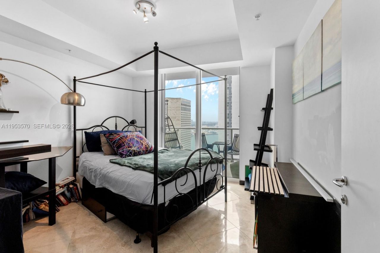 300 S Biscayne Blvd, Unit T-2514, Miami, FL 33131 Photo