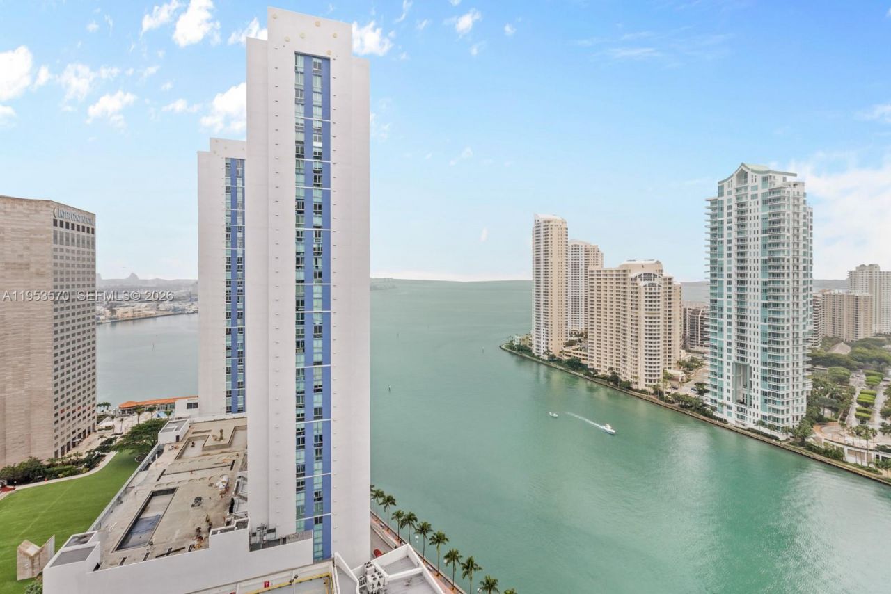 300 S Biscayne Blvd, Unit T-2514, Miami, FL 33131 Photo