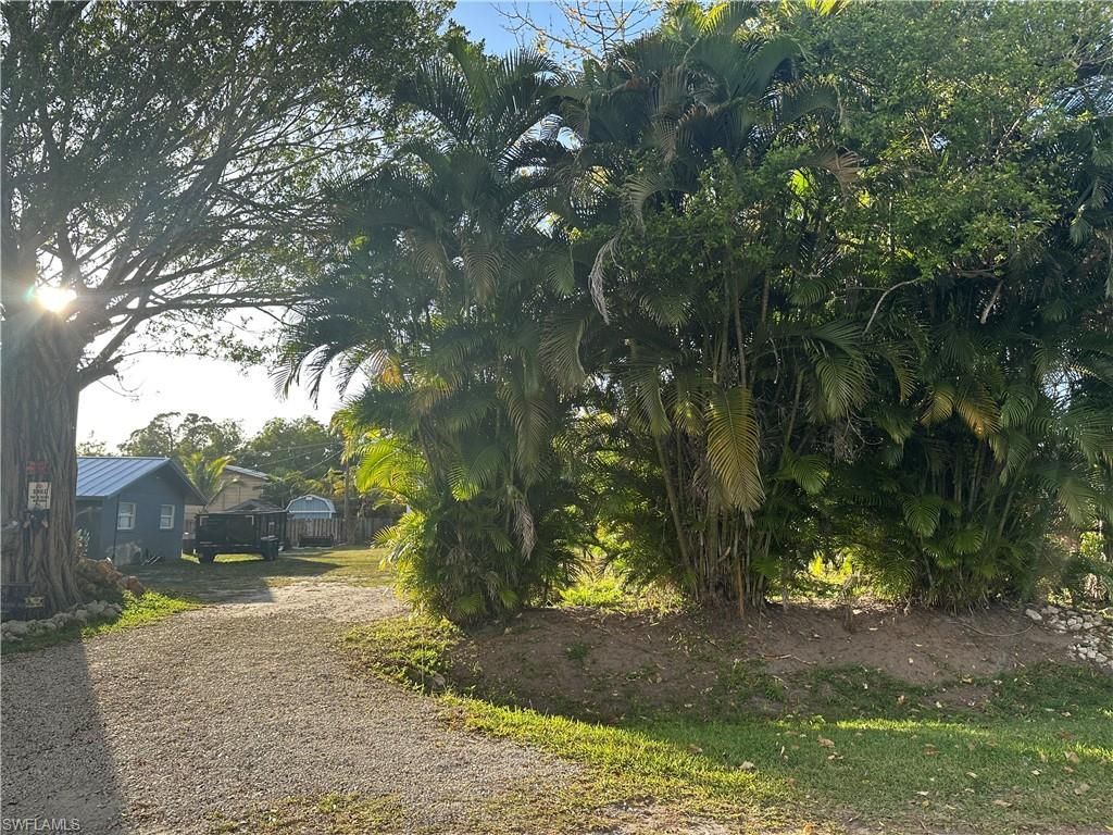19856 Adams Rd, Fort Myers, FL 33908 Photo