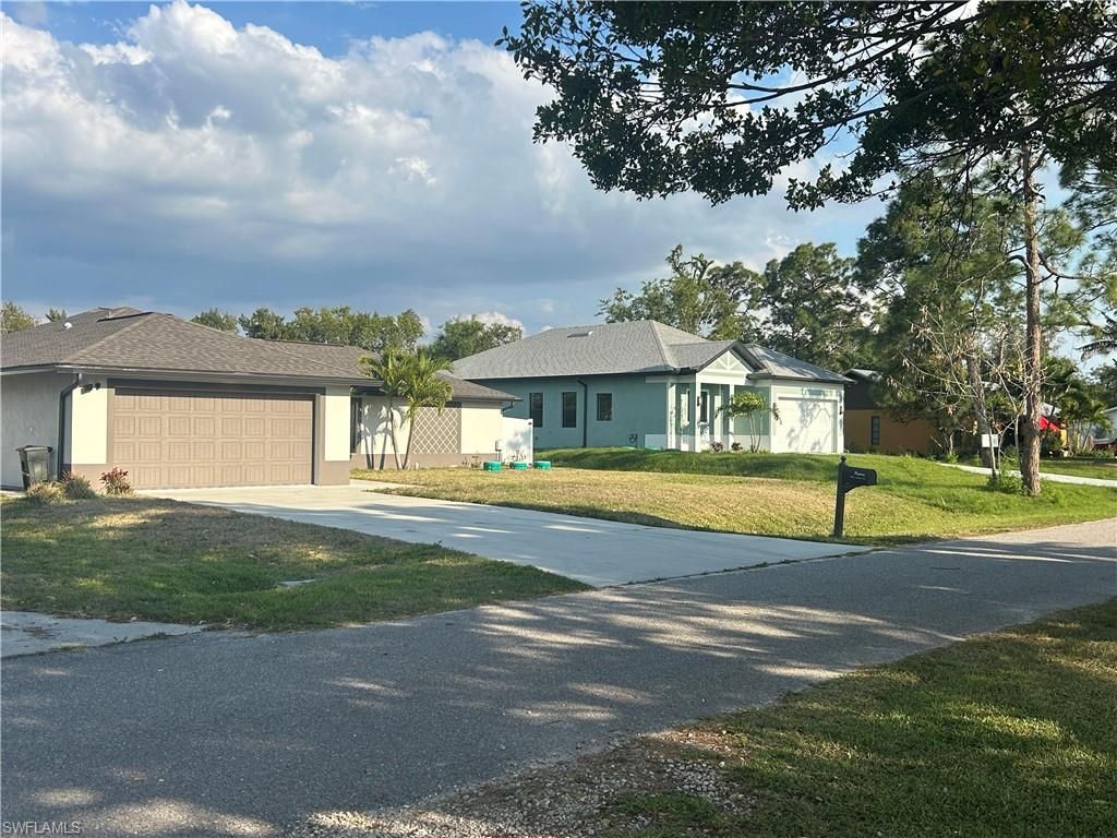 19856 Adams Rd, Fort Myers, FL 33908 Photo