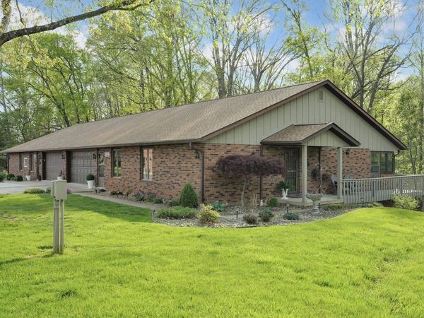 500-10 Greentree Drive, Bedford, IN 47421