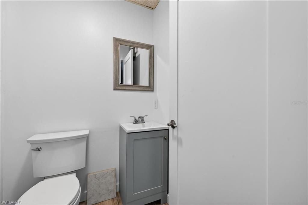 16048 San Carlos Blvd, Fort Myers, FL 33908 Photo