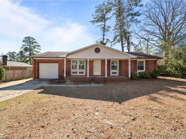 220 Four Ply Lane, Fayetteville, NC 28311