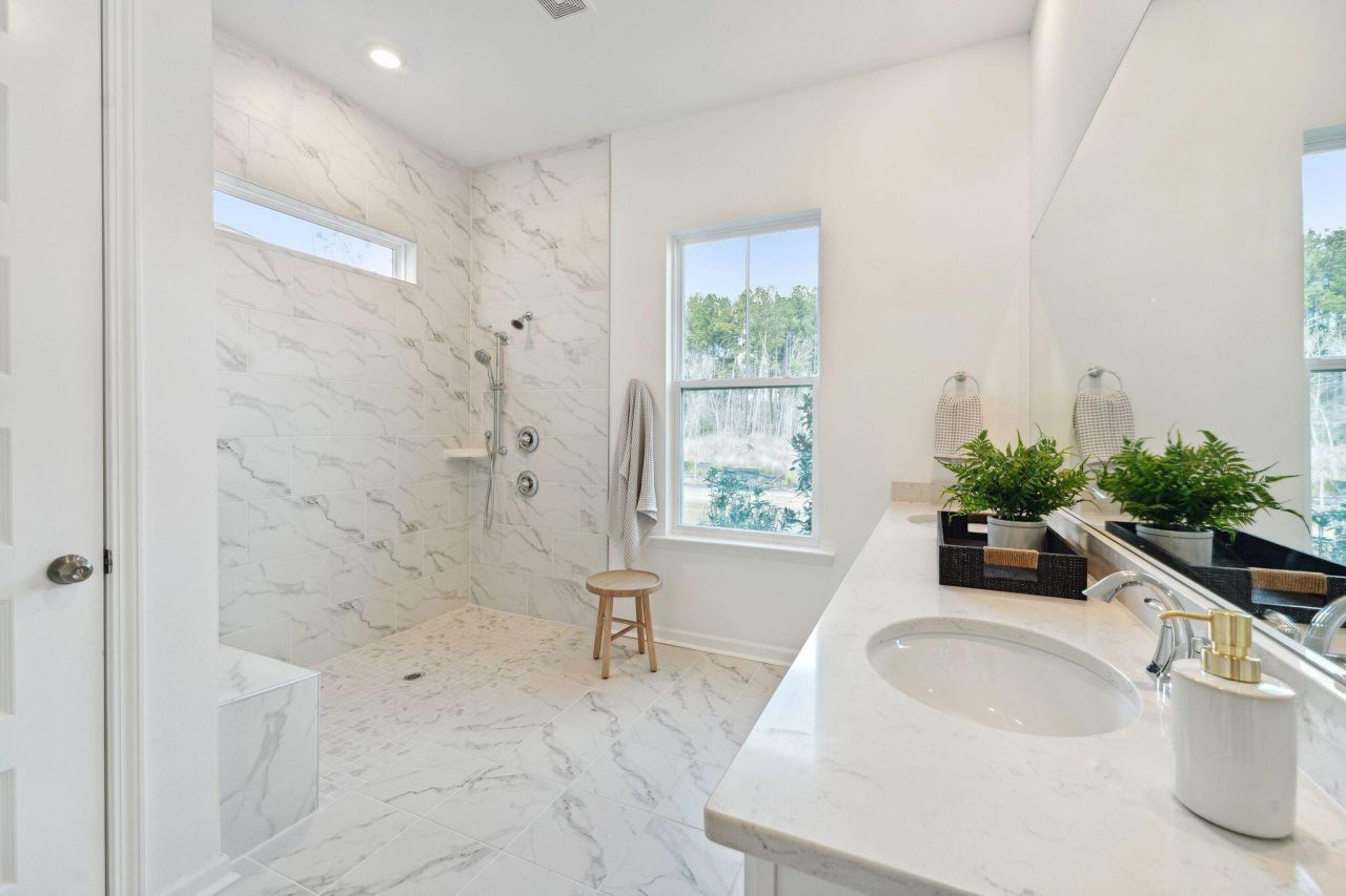 1663 Locals Street Photo 7