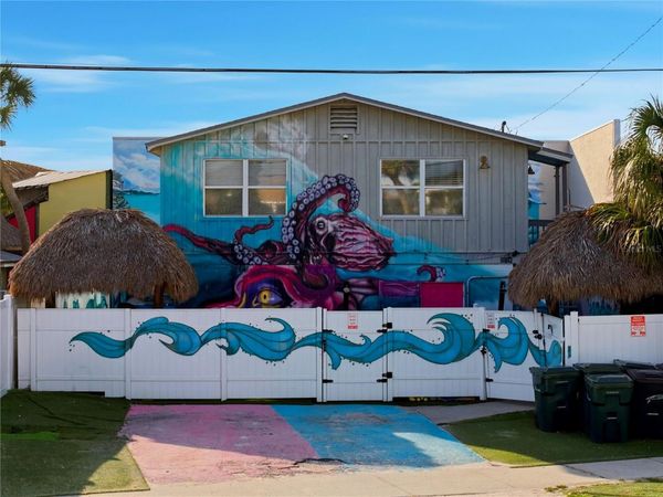 5228 CALLE MENORCA, SARASOTA, FL 34242