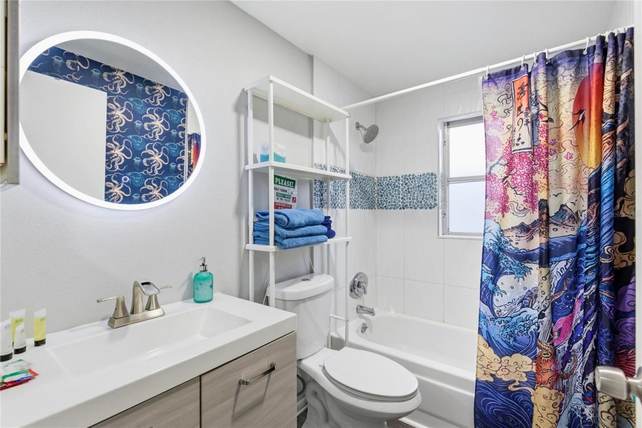 5228 Calle Menorca, Sarasota, FL 34242 Photo