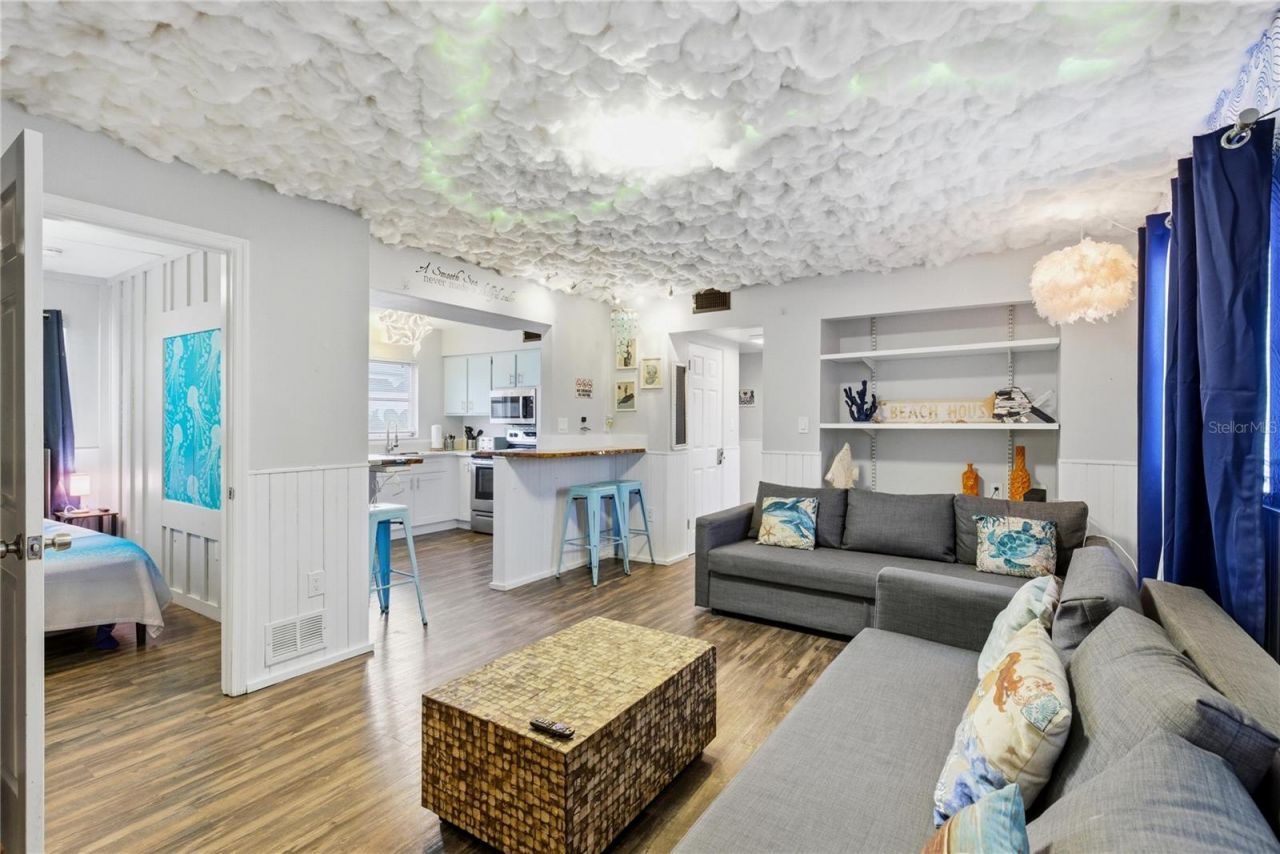 5228 Calle Menorca, Sarasota, FL 34242 Photo