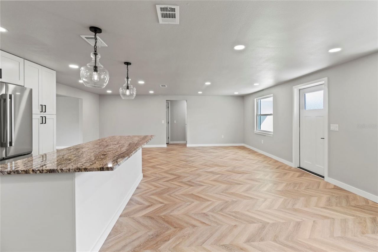 510 69th Street, Holmes Beach, FL 34217 Photo