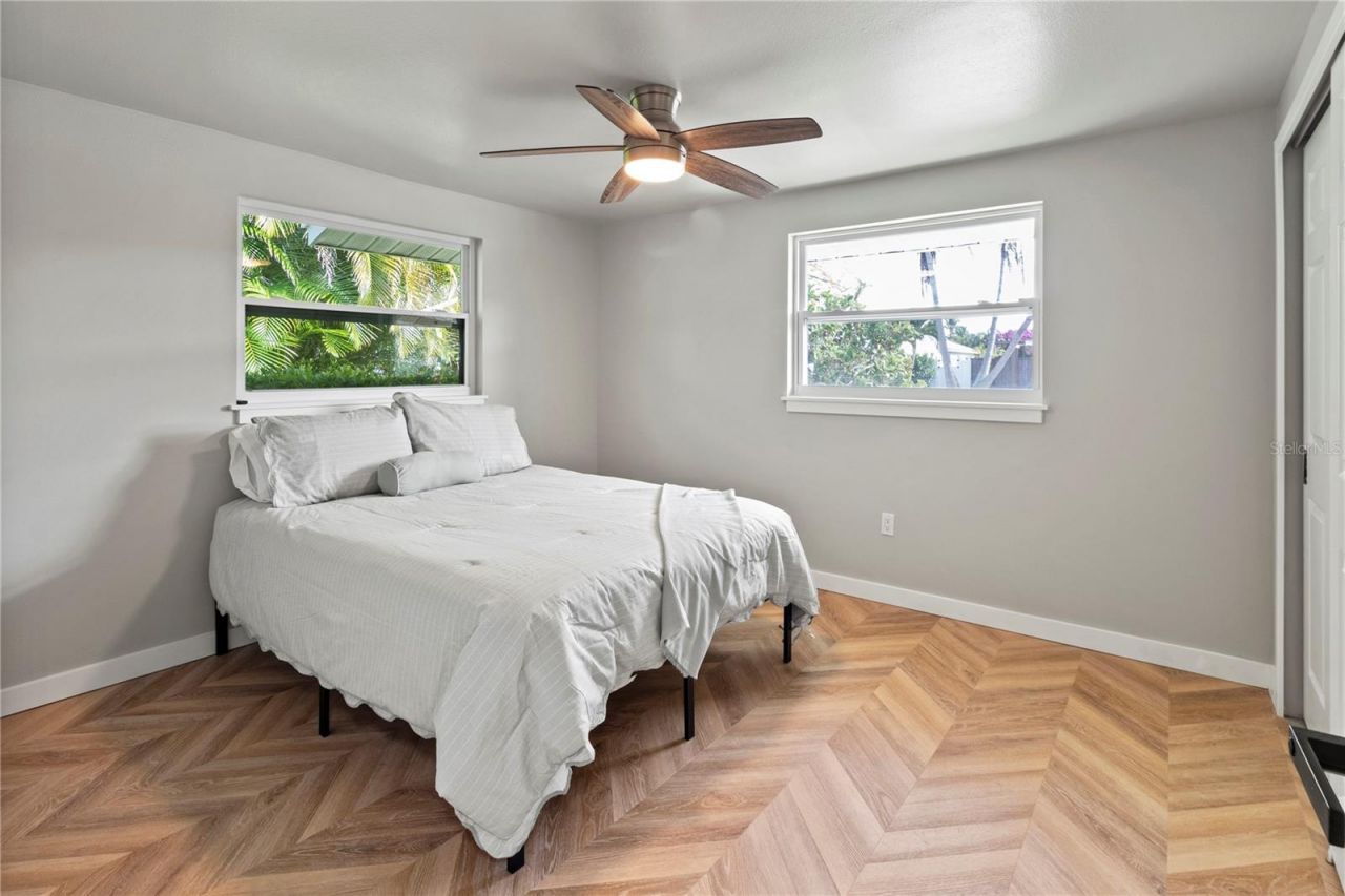 510 69th Street, Holmes Beach, FL 34217 Photo