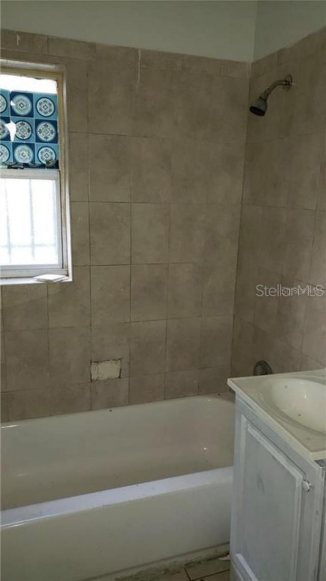 1102 Emeralda Road, Orlando, FL 32808 Photo