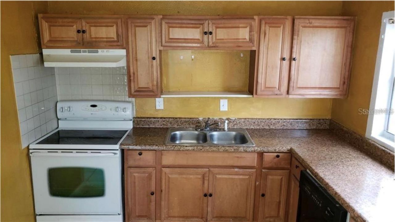 1102 Emeralda Road, Orlando, FL 32808 Photo