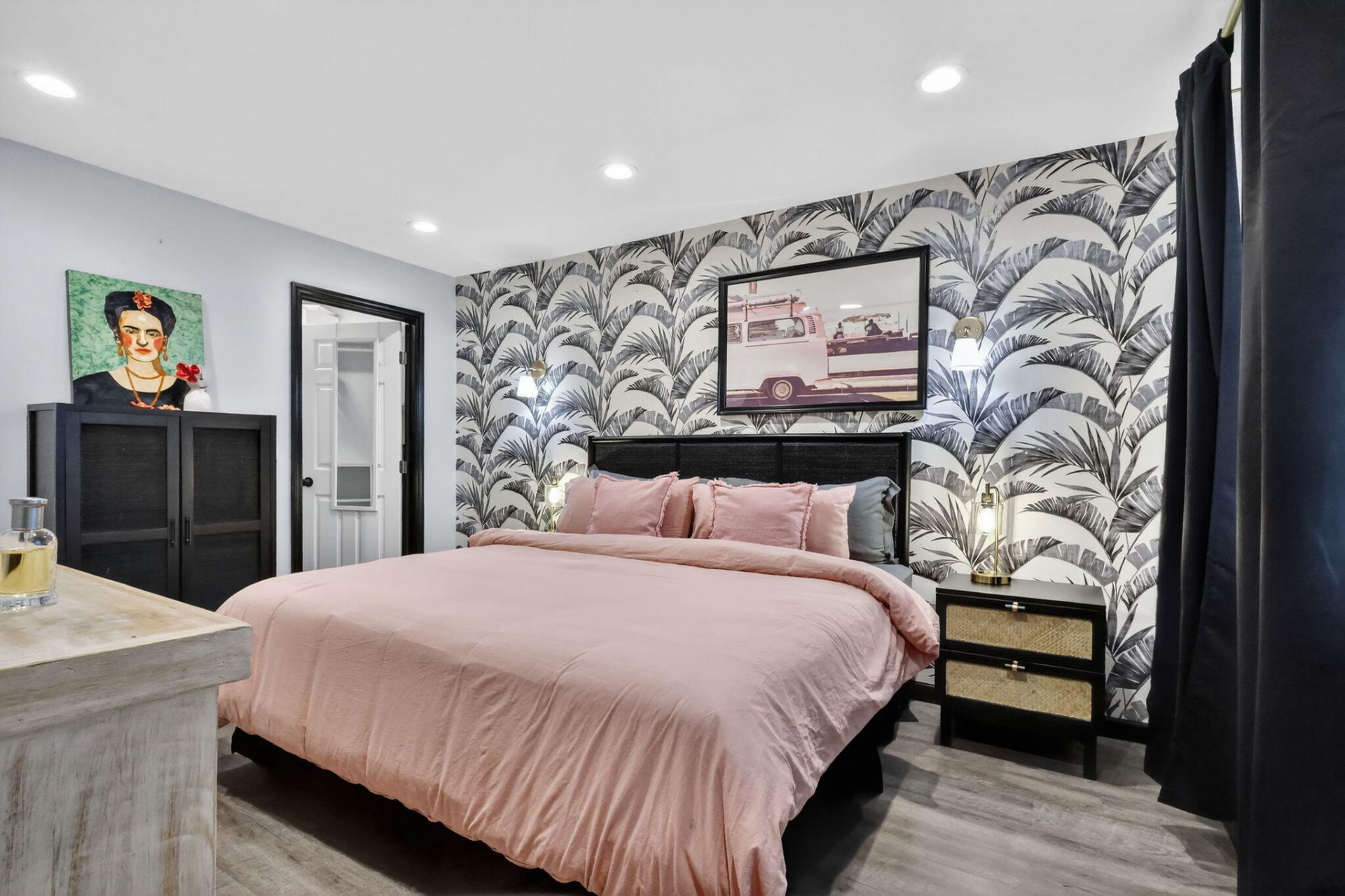 124 Lake Evelyn Drive, West Palm Beach, FL 33411 Photo