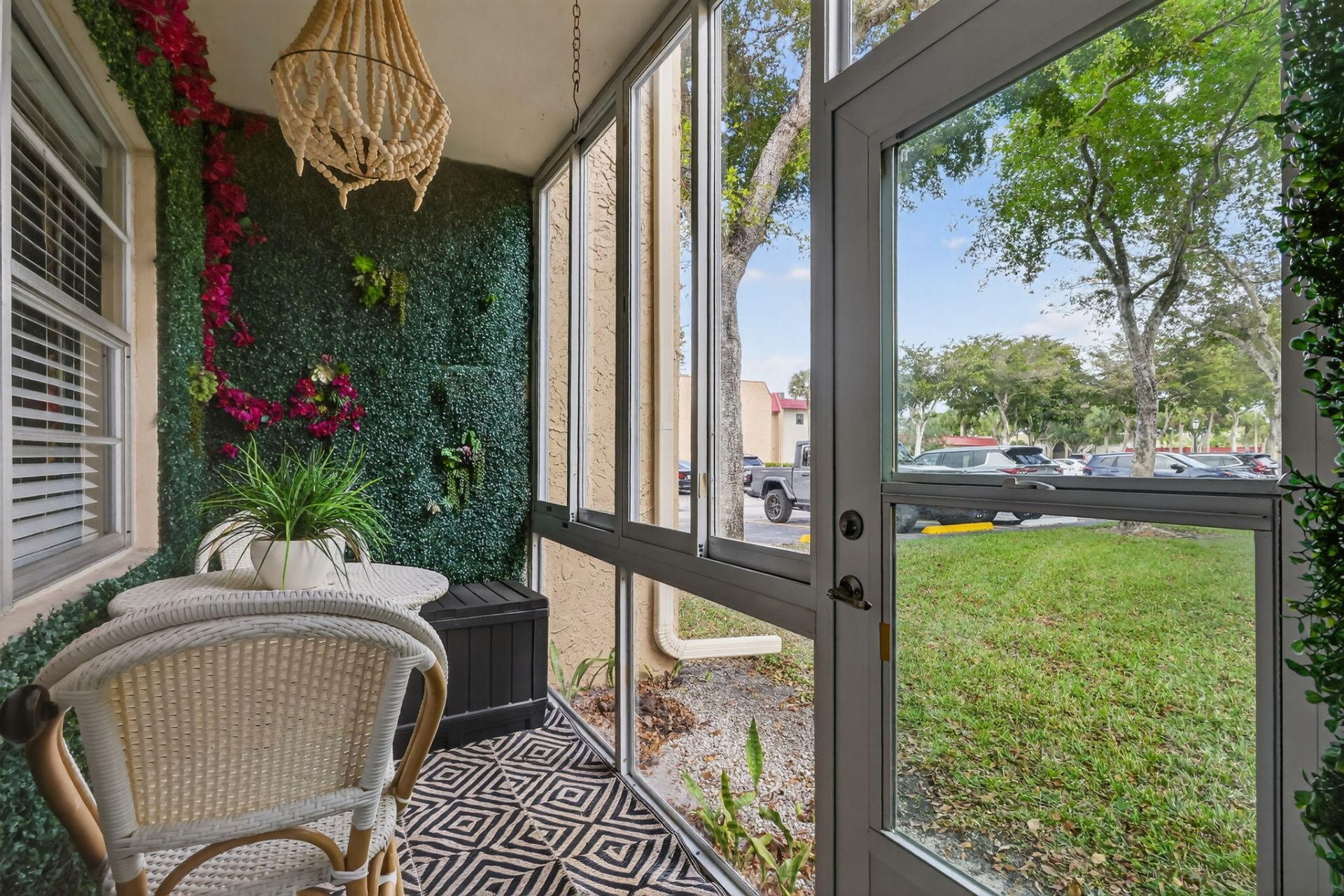 124 Lake Evelyn Drive, West Palm Beach, FL 33411 Photo