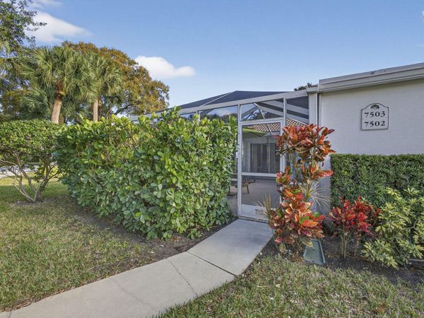 7502 Geminata Oak Court, Palm Beach Gardens, FL 33410