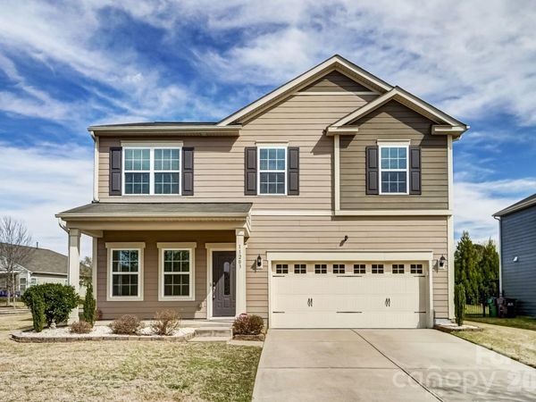 11203 Chapeclane Road, Charlotte, NC 28278