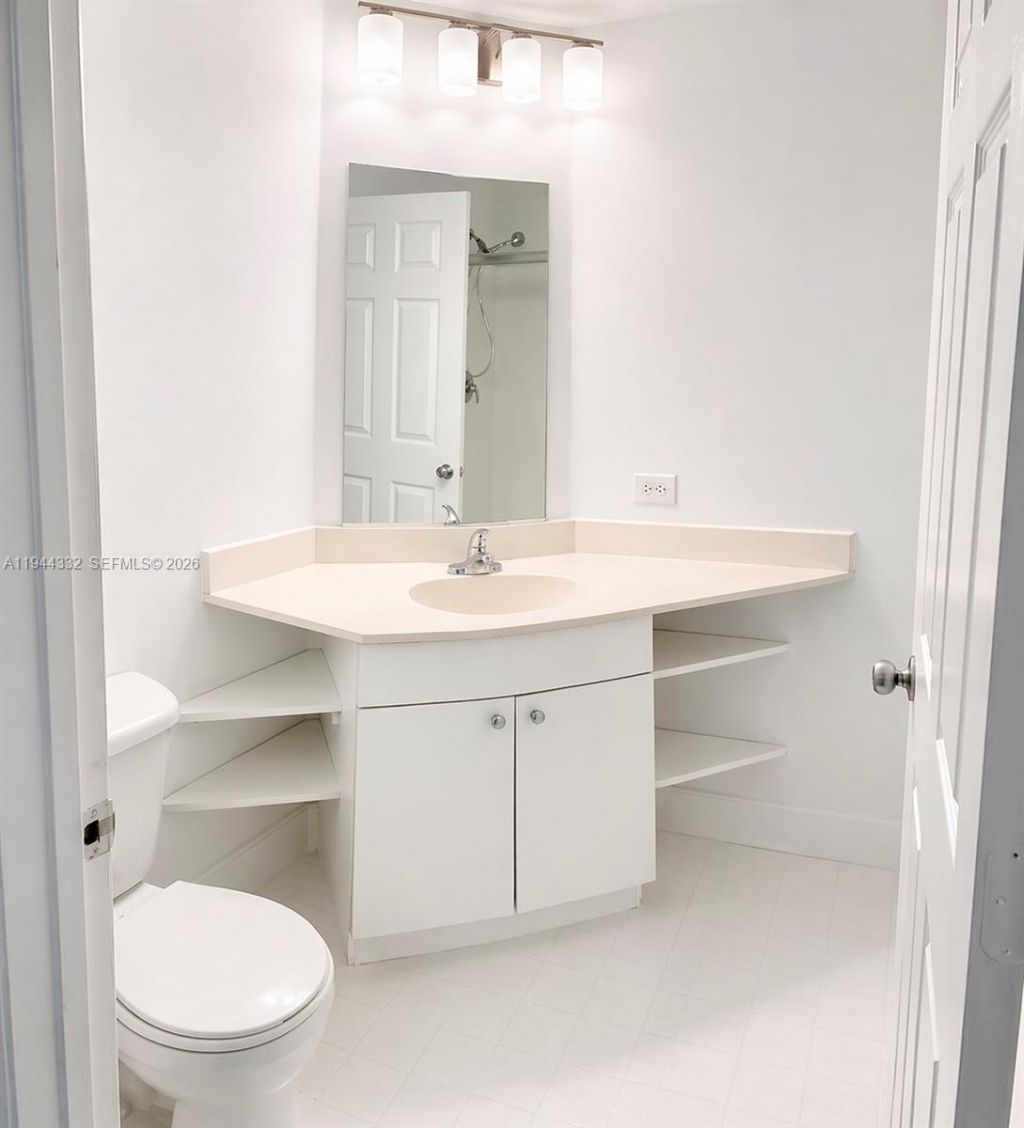 17145 N Bay Rd, Unit 4312, Sunny Isles Beach, FL 33160 Photo