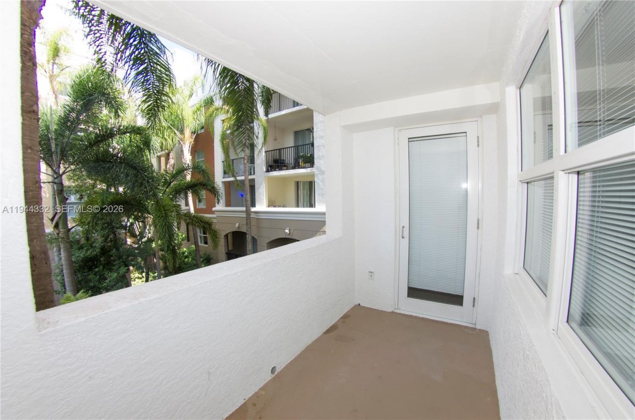 17145 N Bay Rd, Unit 4312, Sunny Isles Beach, FL 33160 Photo