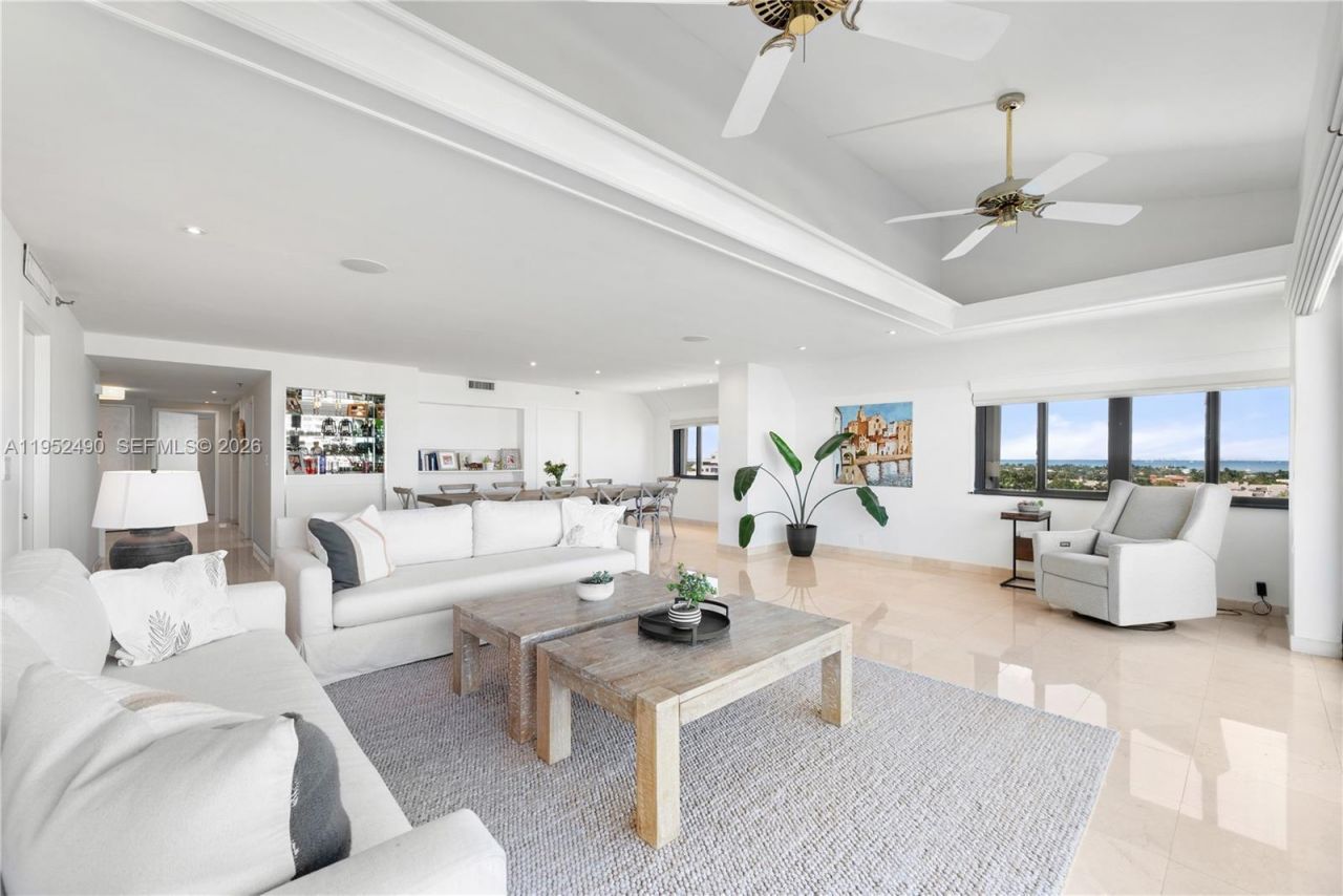 251 Crandon Blvd, Unit 806, Key Biscayne, FL 33149 Photo