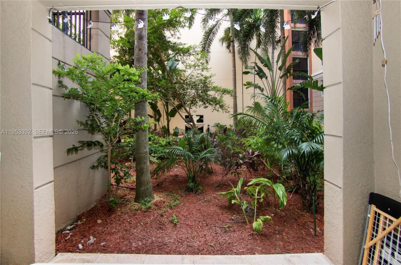 17150 N Bay Rd , Unit 2119, Sunny Isles Beach, FL 33160 Photo