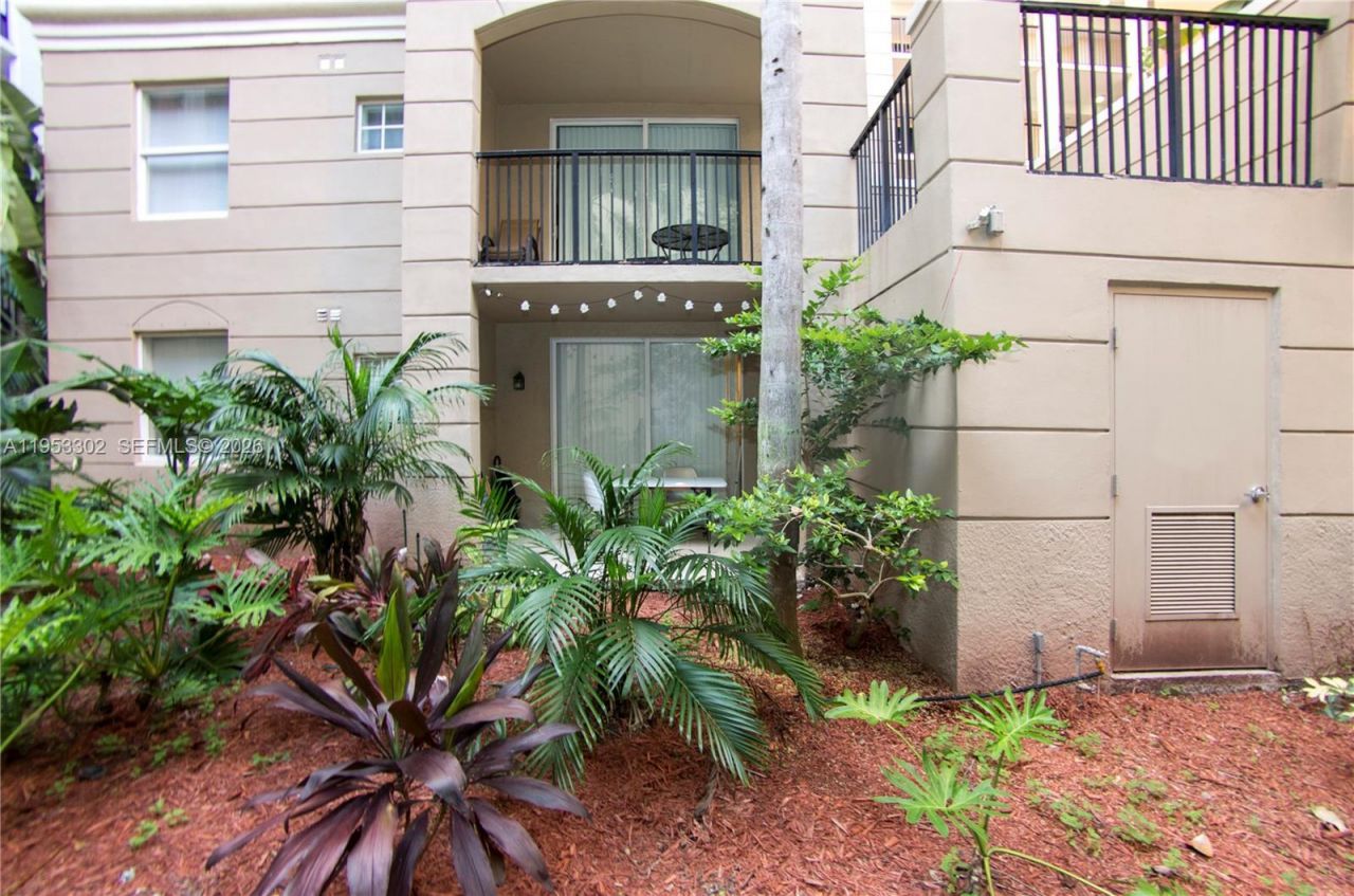 17150 N Bay Rd , Unit 2119, Sunny Isles Beach, FL 33160 Photo