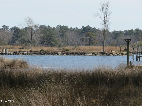 280 Winding Creek Drive, Oriental, NC 28571