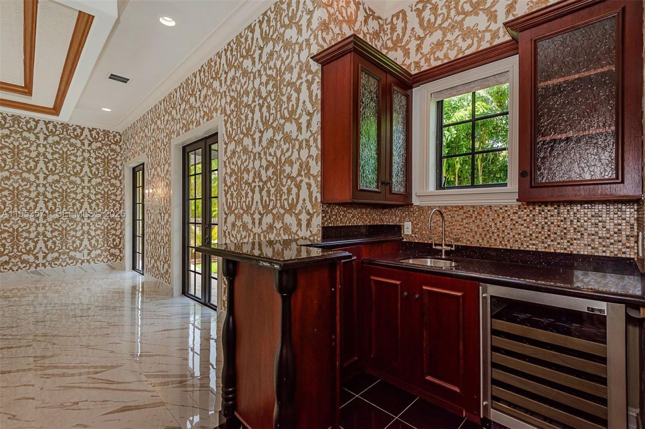 674 Ocean Blvd , Golden Beach, FL 33160 Photo