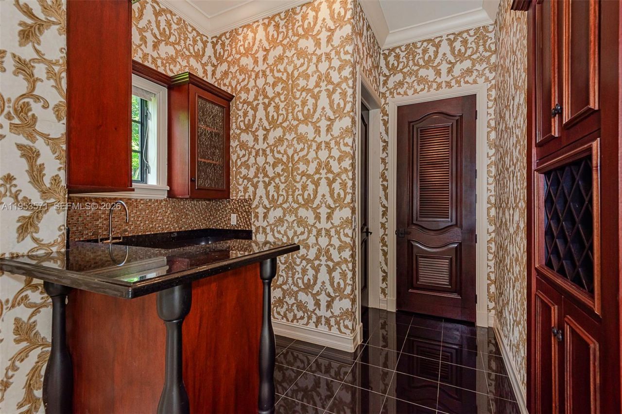 674 Ocean Blvd , Golden Beach, FL 33160 Photo