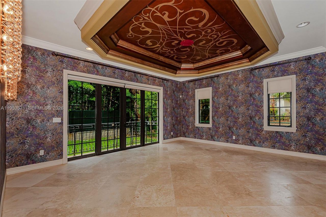 674 Ocean Blvd, Golden Beach, FL 33160 Photo