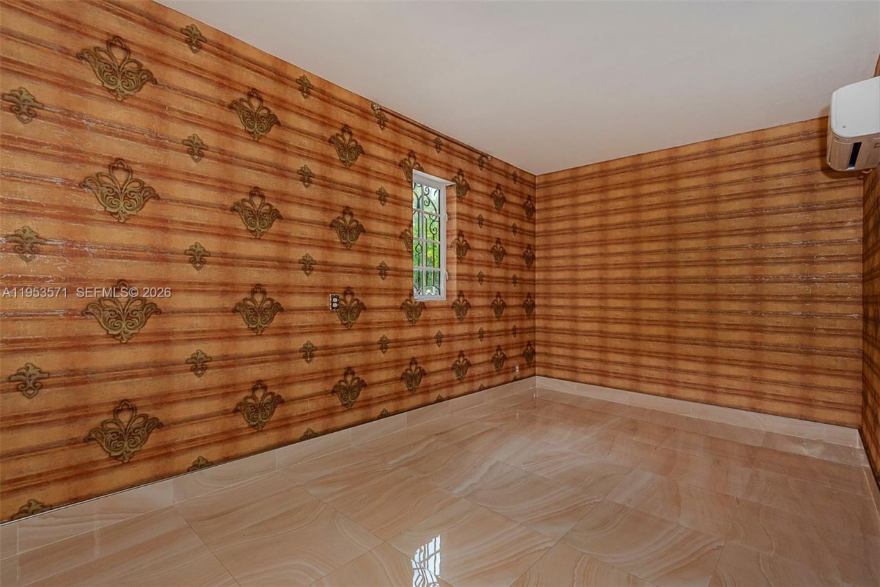 674 Ocean Blvd, Golden Beach, FL 33160 Photo
