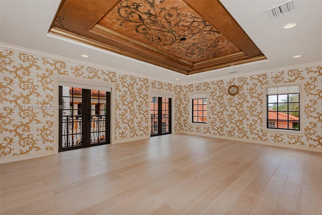 674 Ocean Blvd , Golden Beach, FL 33160 Photo