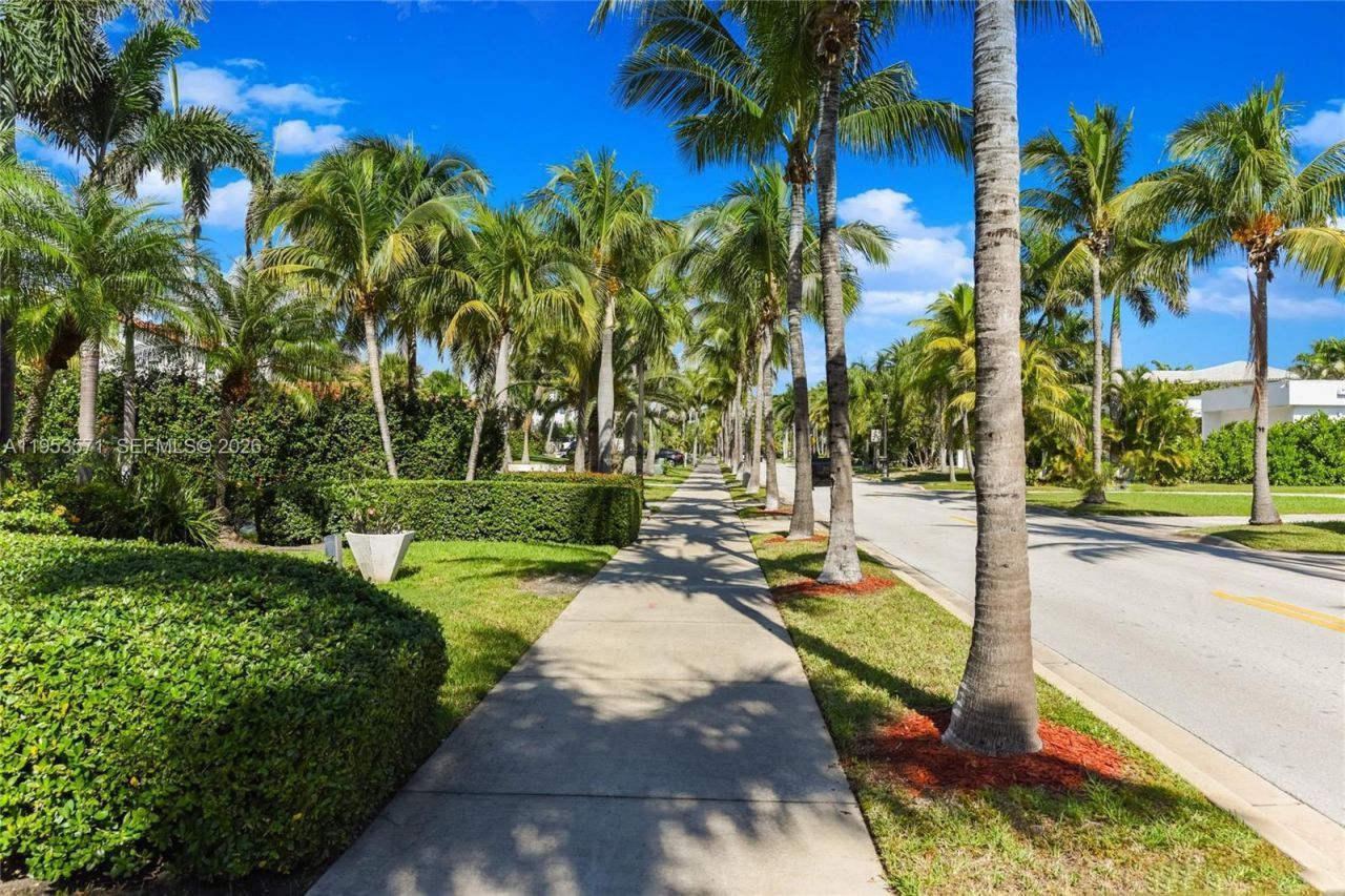 674 Ocean Blvd, Golden Beach, FL 33160 Photo