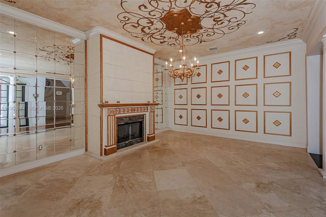 674 Ocean Blvd, Golden Beach, FL 33160 Photo